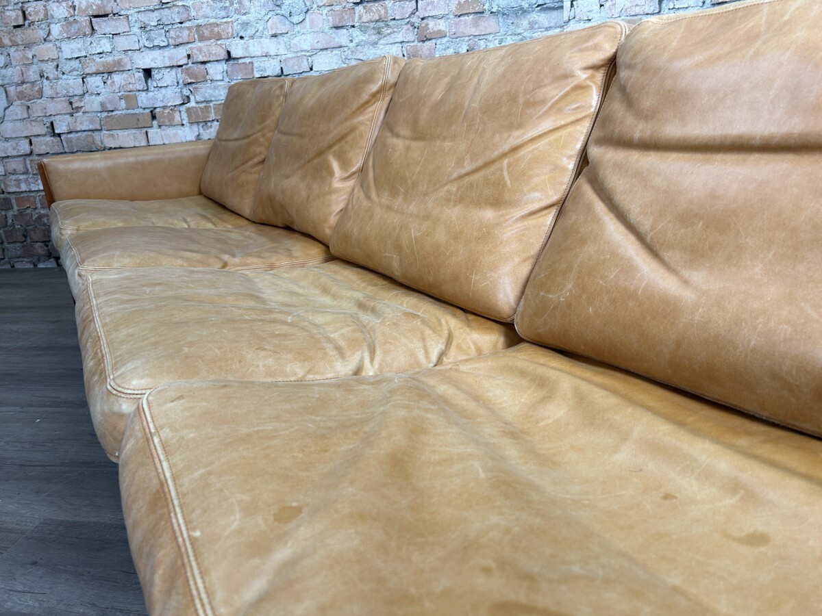 Hans J. Wegner voor AP Stolen "AP62/4 Sofa" - Afbeelding 11