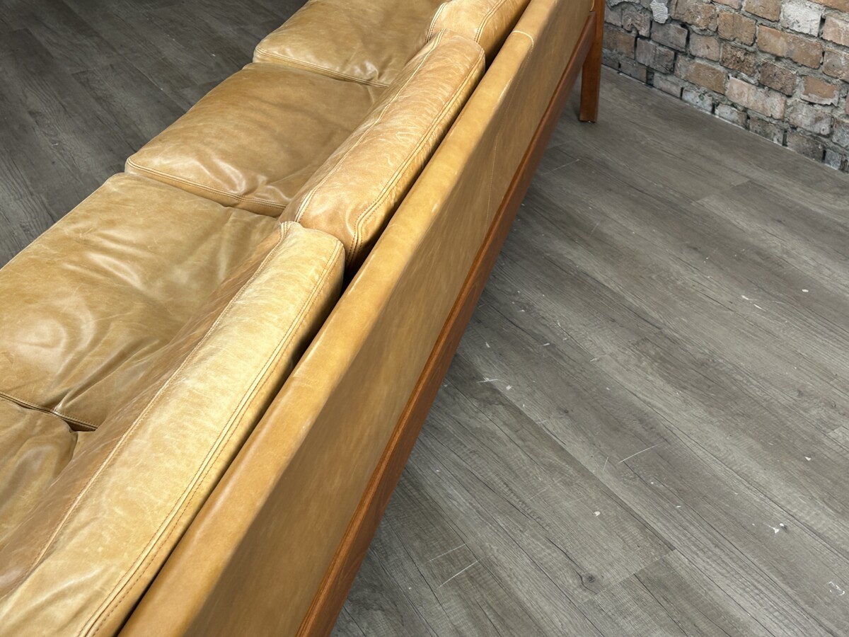 Hans J. Wegner voor AP Stolen "AP62/4 Sofa" - Afbeelding 14