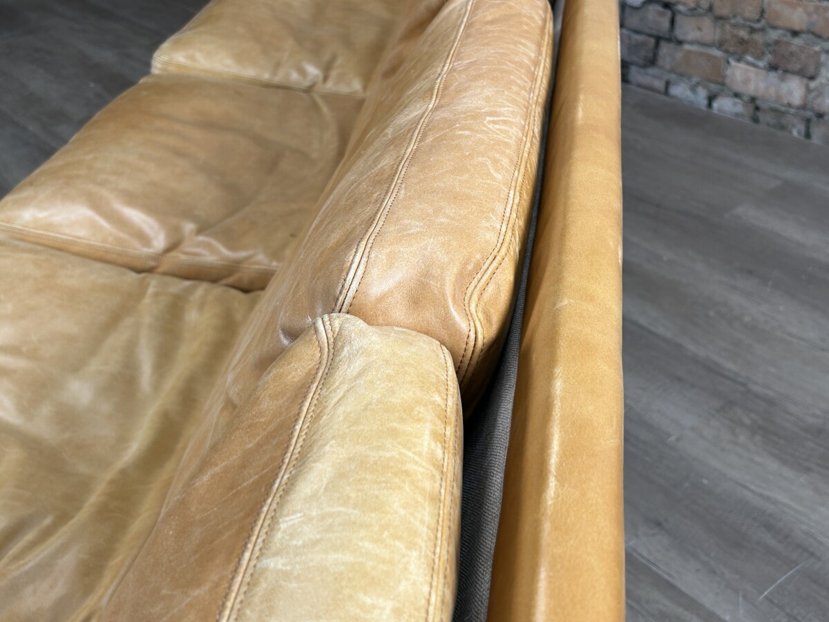 Hans J. Wegner voor AP Stolen "AP62/4 Sofa" - Afbeelding 15