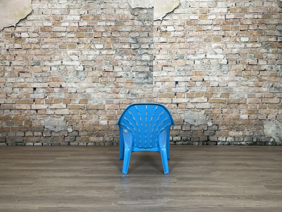 Stamp Outdoor Plastic Chair - Afbeelding 6