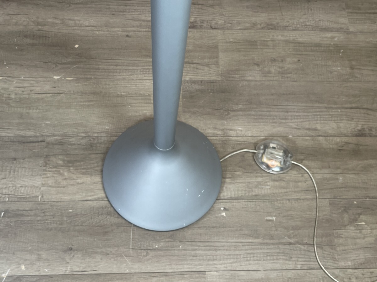 Design Vloerlamp - Afbeelding 4