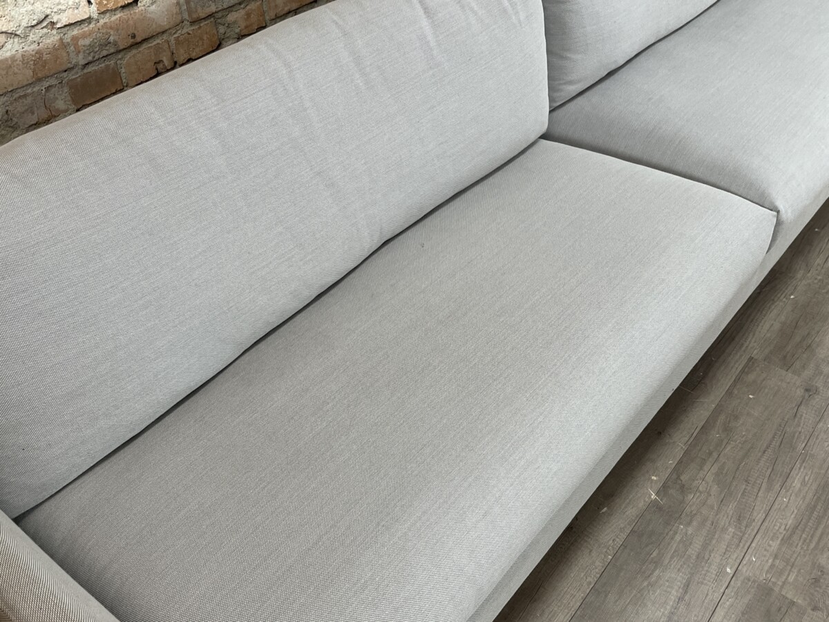 Montis Axel bank – Bild 4