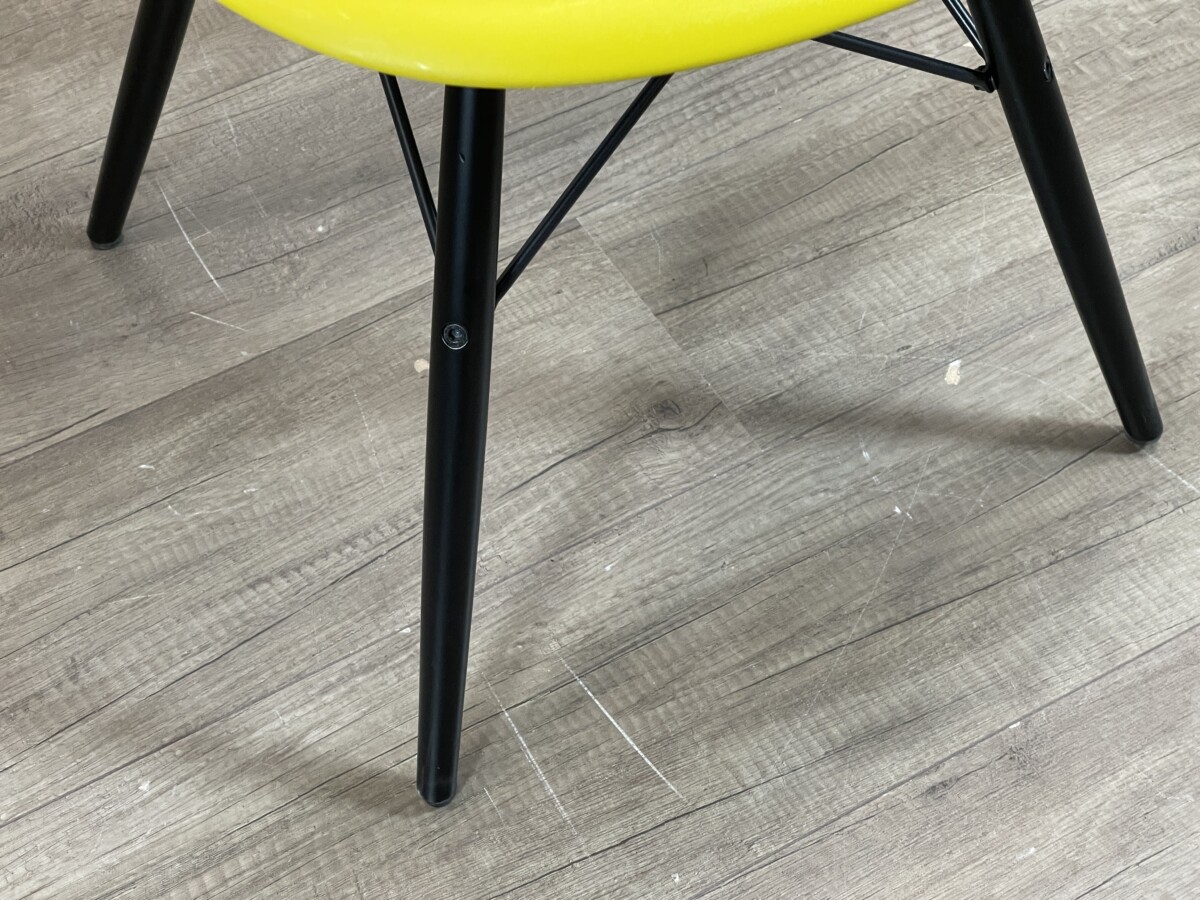 Vitra DSW mosterd/zwart - Afbeelding 13