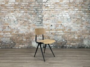 HAY-Result-zwart/eiken-theresales