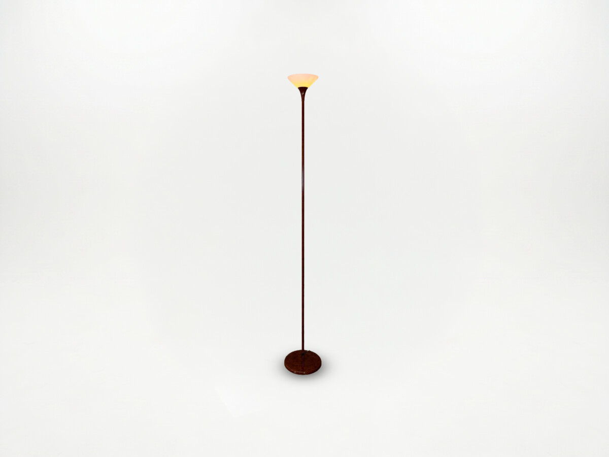 Postmoderne-Uplighter-lamp-theresales