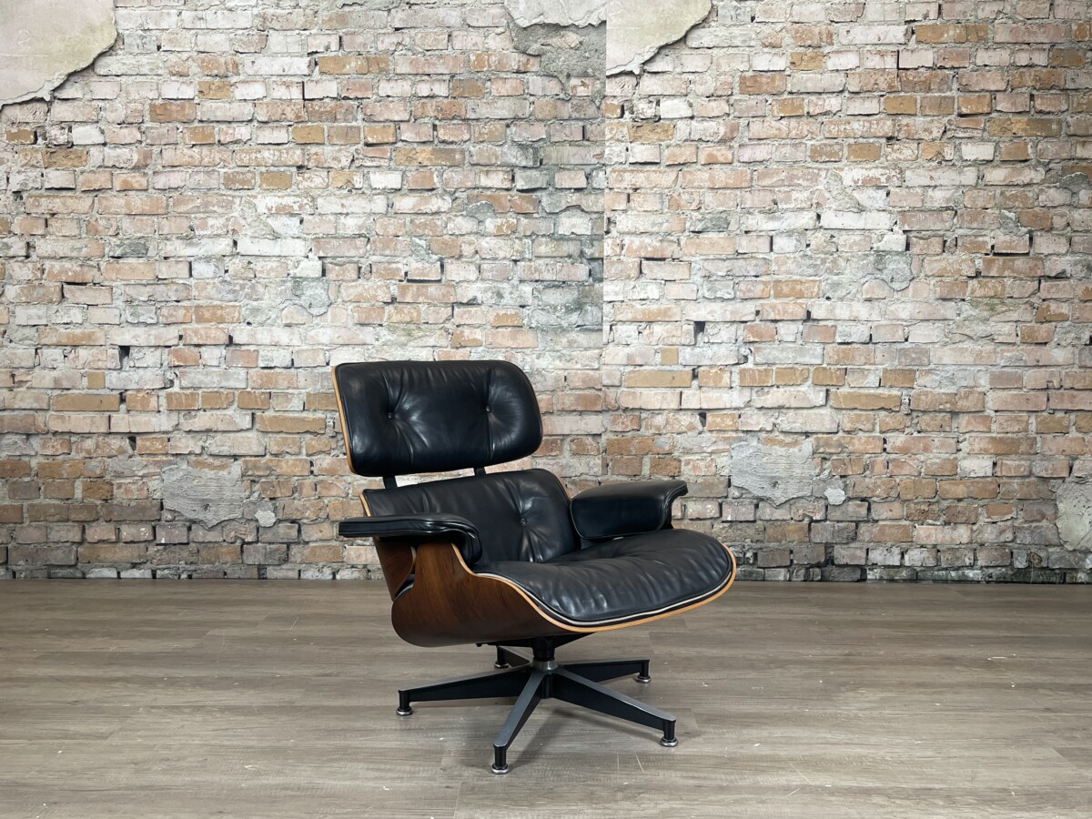 Herman-Miller-Eames-Lounge-Chair-Palissander-TheReSales