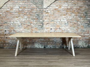 Design-Eettafel-Berken-Multiplex-theresales