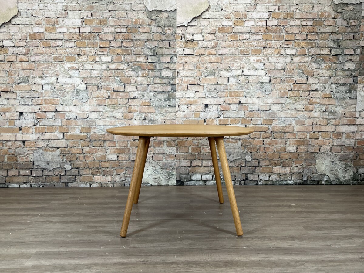 via-copenhagen-eat-solid-round-eettafel-theresales